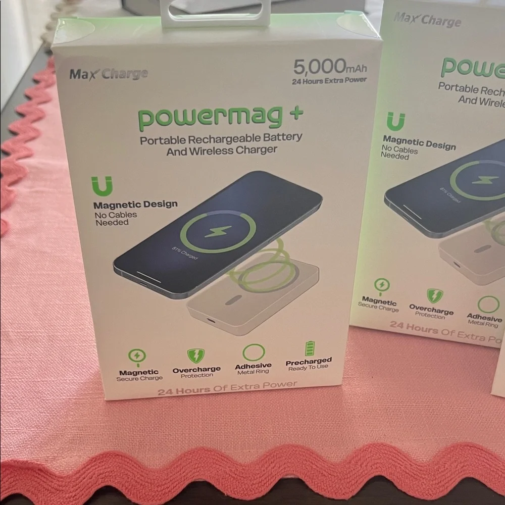Powermag+ Portable Rechargeable Battery and Wireless Charger - Black